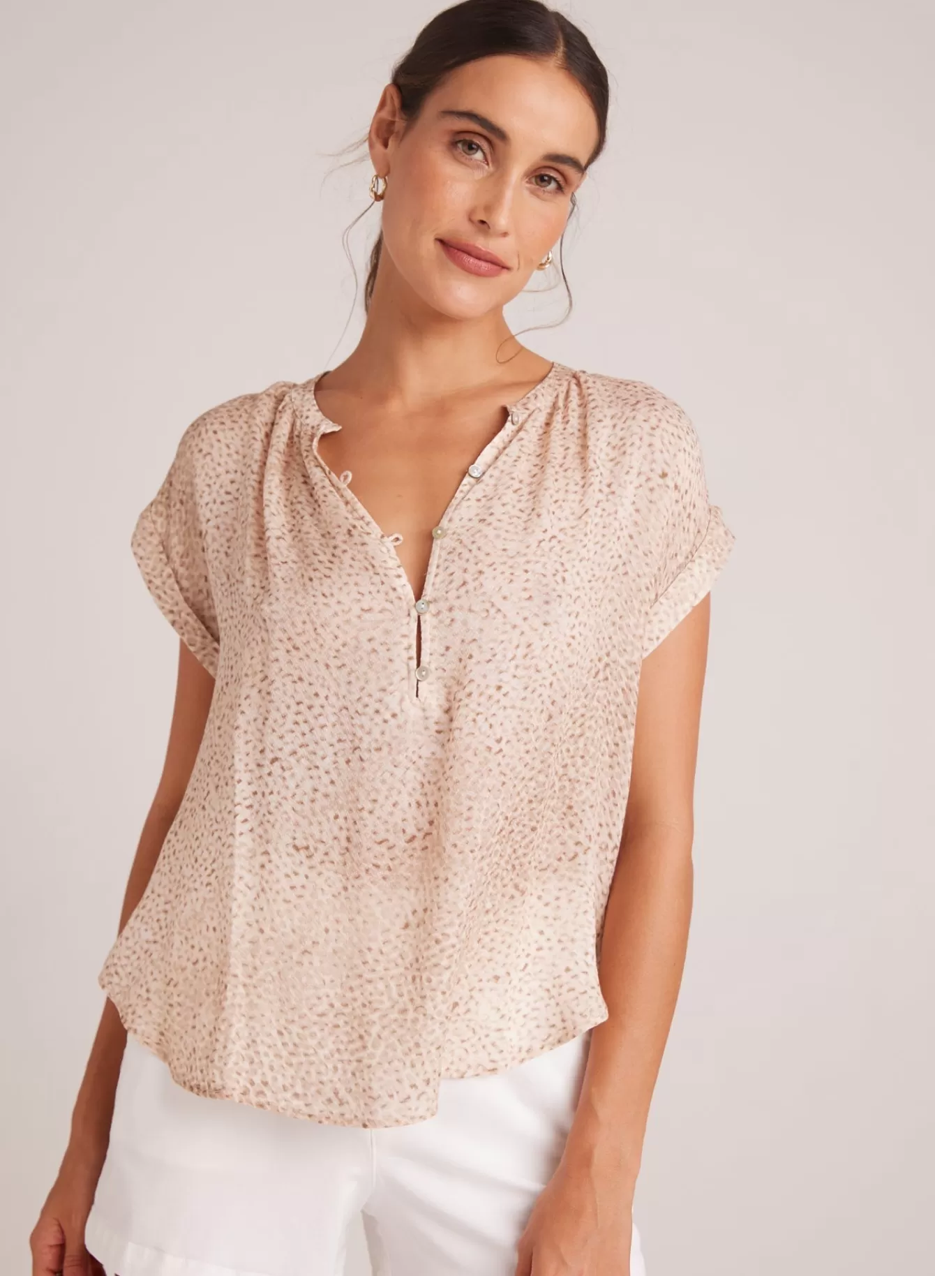 Bella Dahl Short Sleeve-Cap Sleeve Pullover - Salvador Sand Print