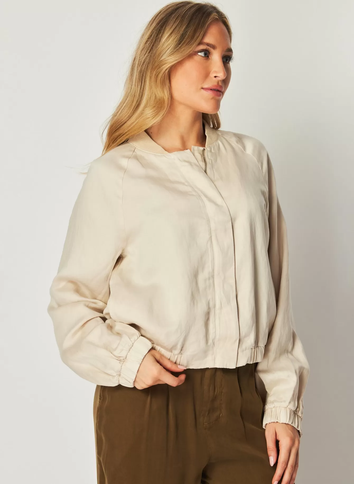 Bella Dahl Outerwear-Chloe Clean Bomber Jacket - Soft Pearl