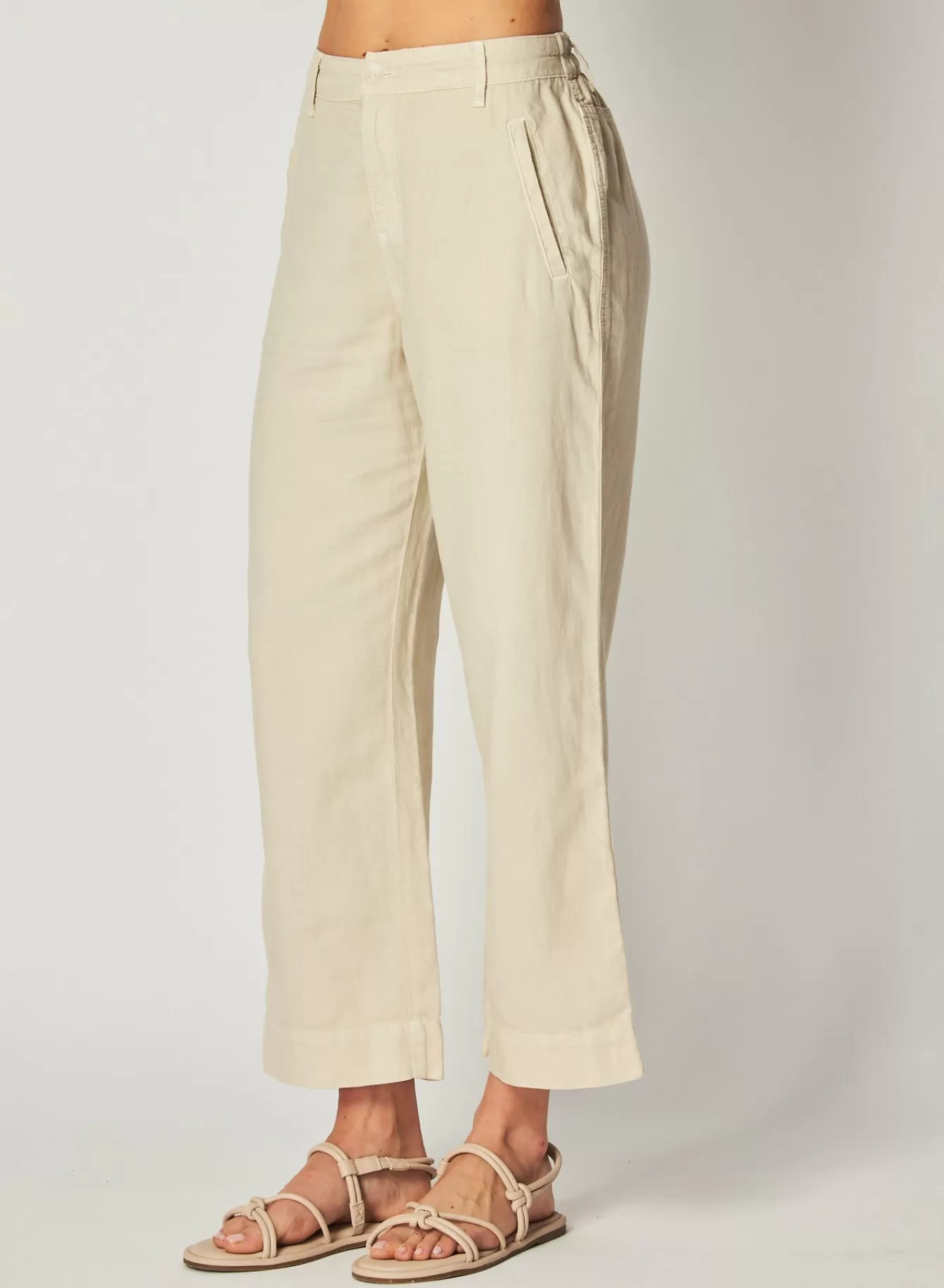 Bella Dahl Pants-Claire Welt Pocket Crop - Seashell Sand