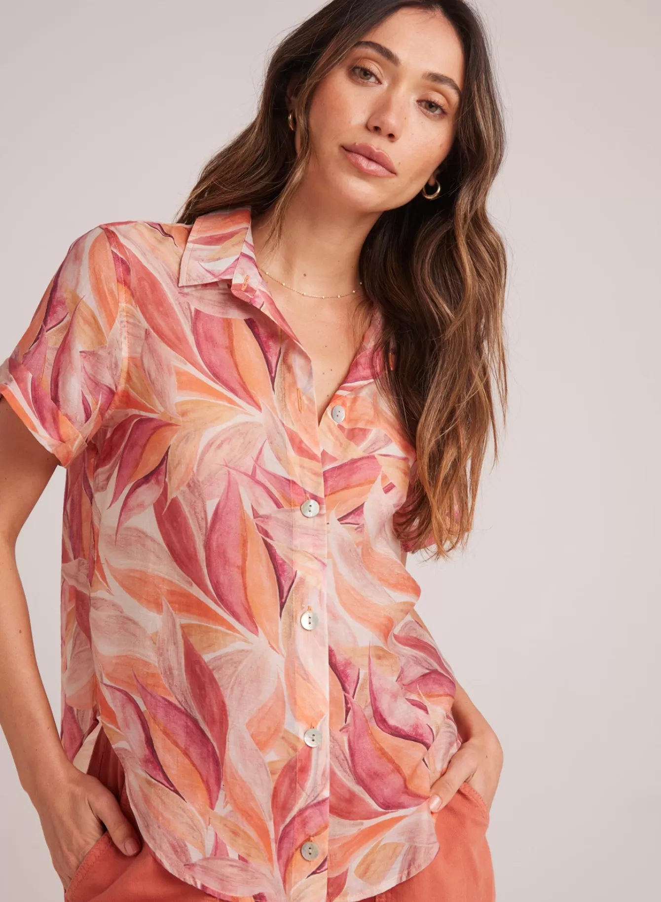 Bella Dahl Short Sleeve-Cuffed Short Sleeve Shirt - Painted Leaves Print