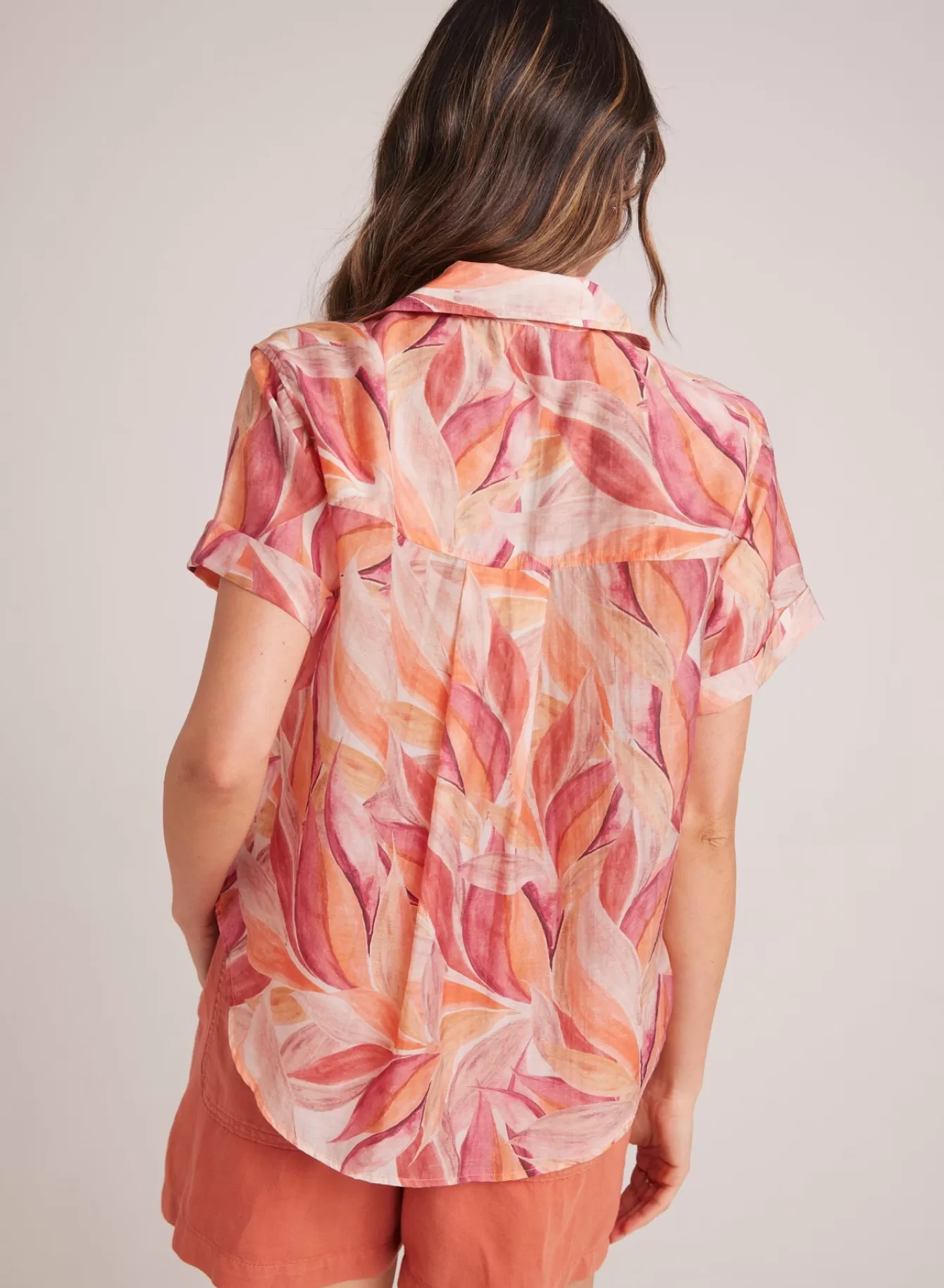 Bella Dahl Short Sleeve-Cuffed Short Sleeve Shirt - Painted Leaves Print