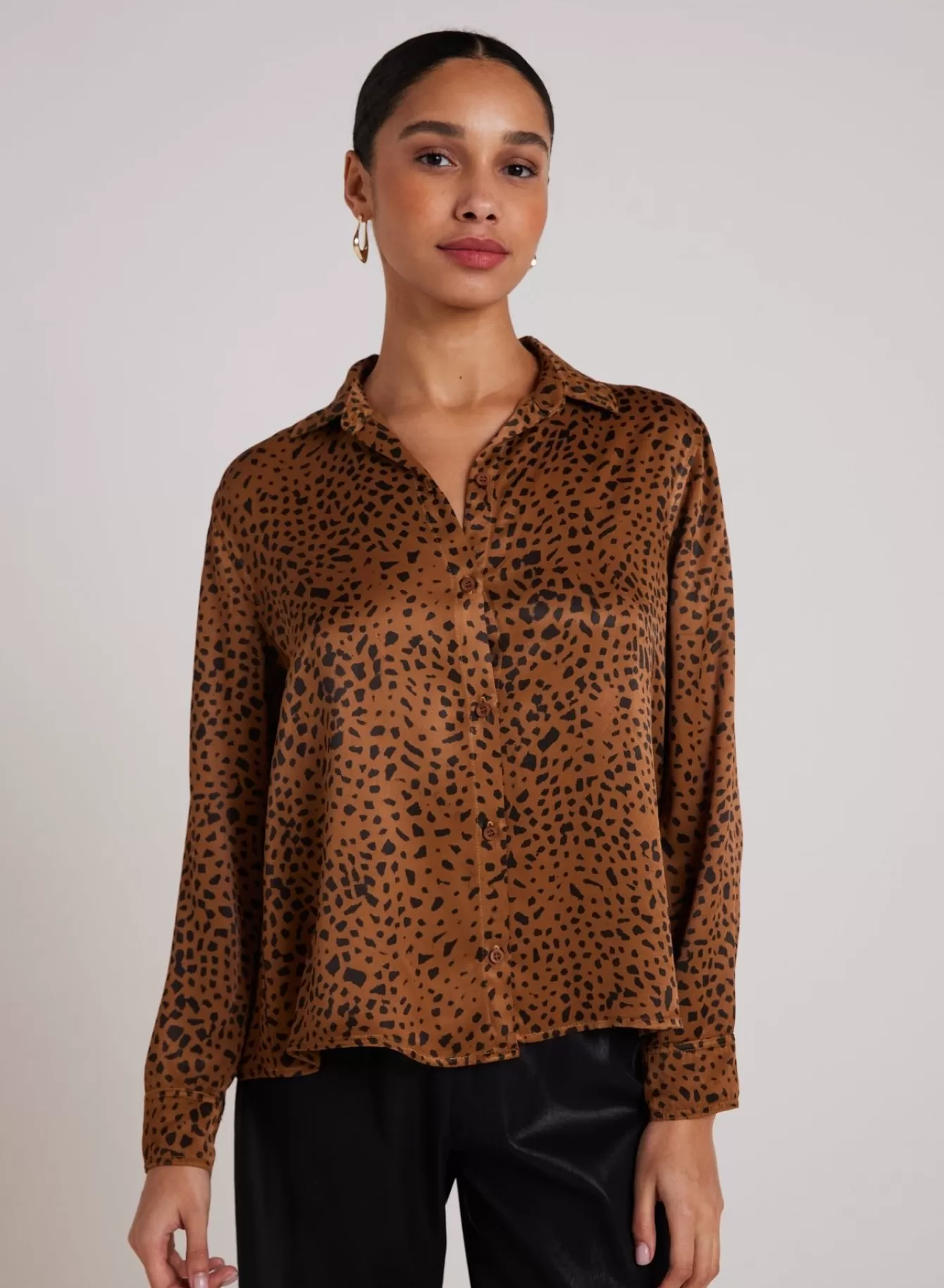 Bella Dahl Long Sleeve-Flowy Hem Button Down - Bronzed Maple