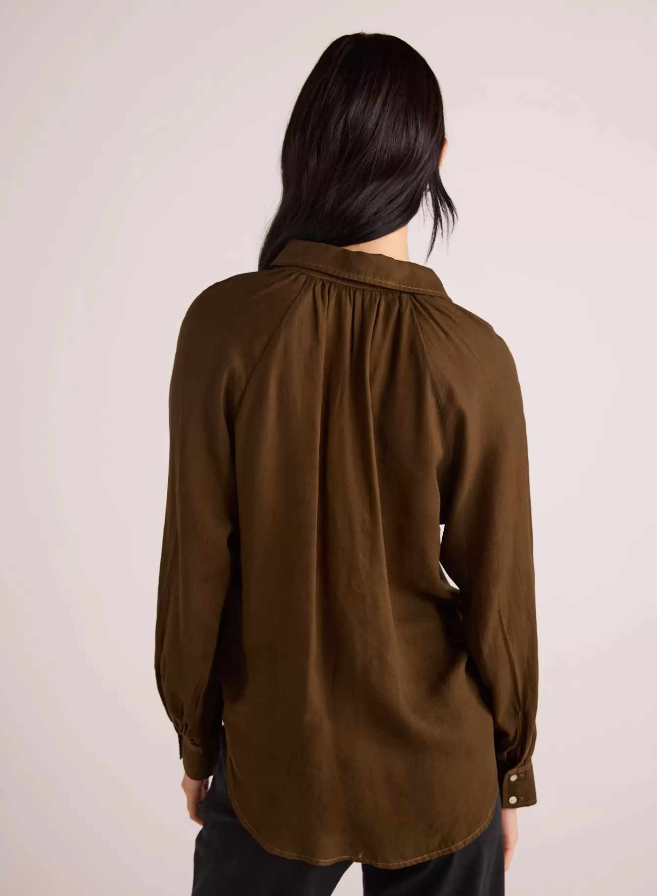 Bella Dahl Long Sleeve-Flowy Raglan Sleeve Shirt - Golden Army