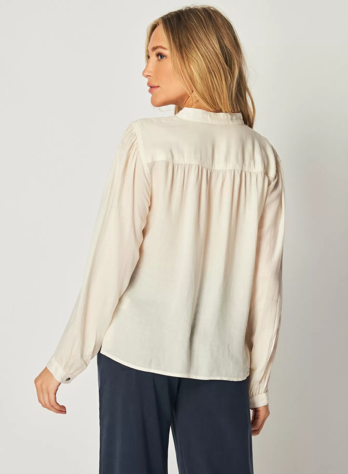 Bella Dahl Long Sleeve-Flowy Tie Neck Pullover - Ivory Pearl