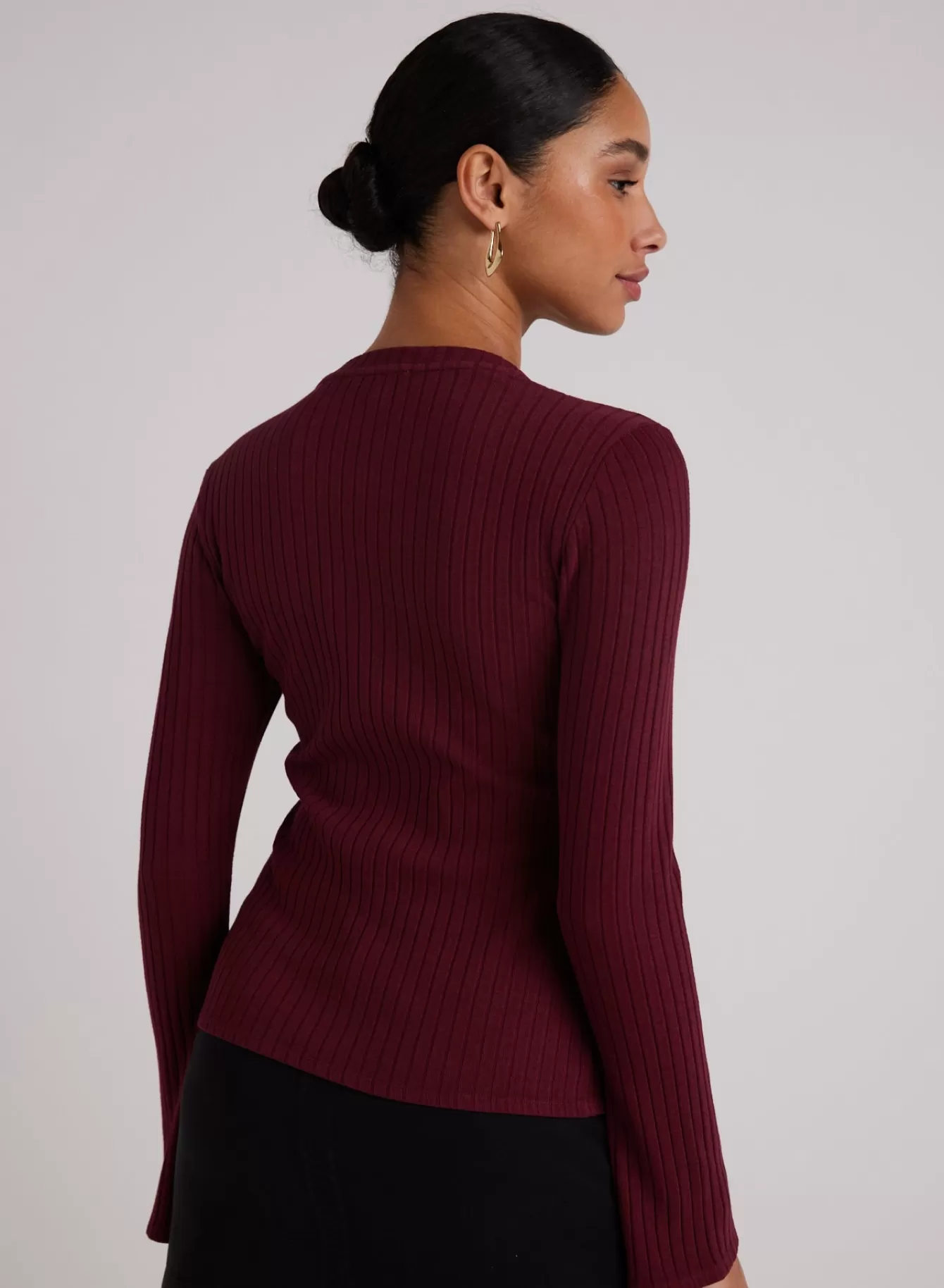 Bella Dahl Long Sleeve-Long Bell Sleeve Rib Crew Tee - Sweet Merlot