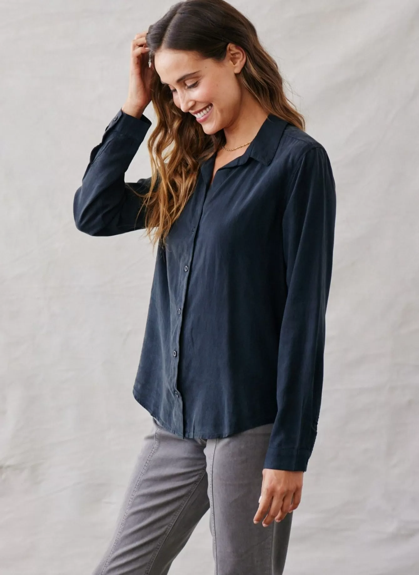 Bella Dahl Long Sleeve-Long Sleeve Classic Button Down - Vintage Black