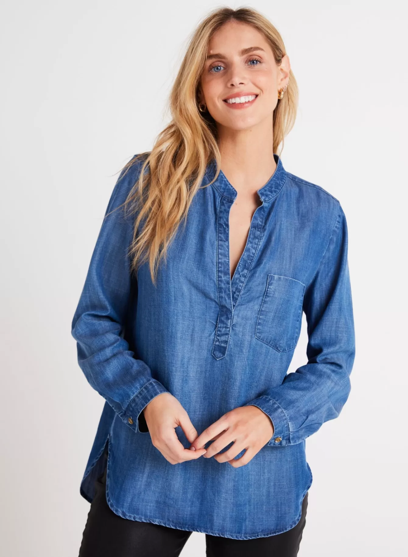 Bella Dahl Essentials Tops-Long Sleeve Pocket Henley - Moonlit Haze Wash