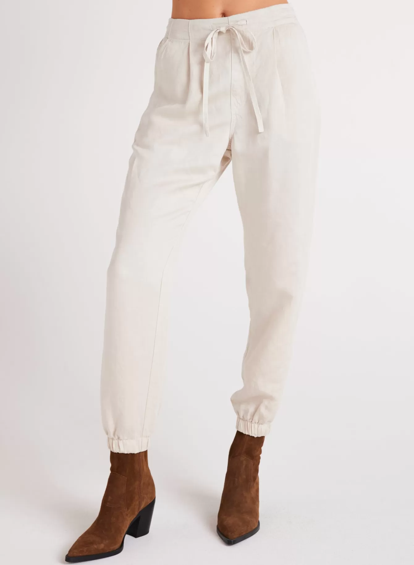 Bella Dahl Pants-Luna Pleat Front Jogger - Soft Pearl