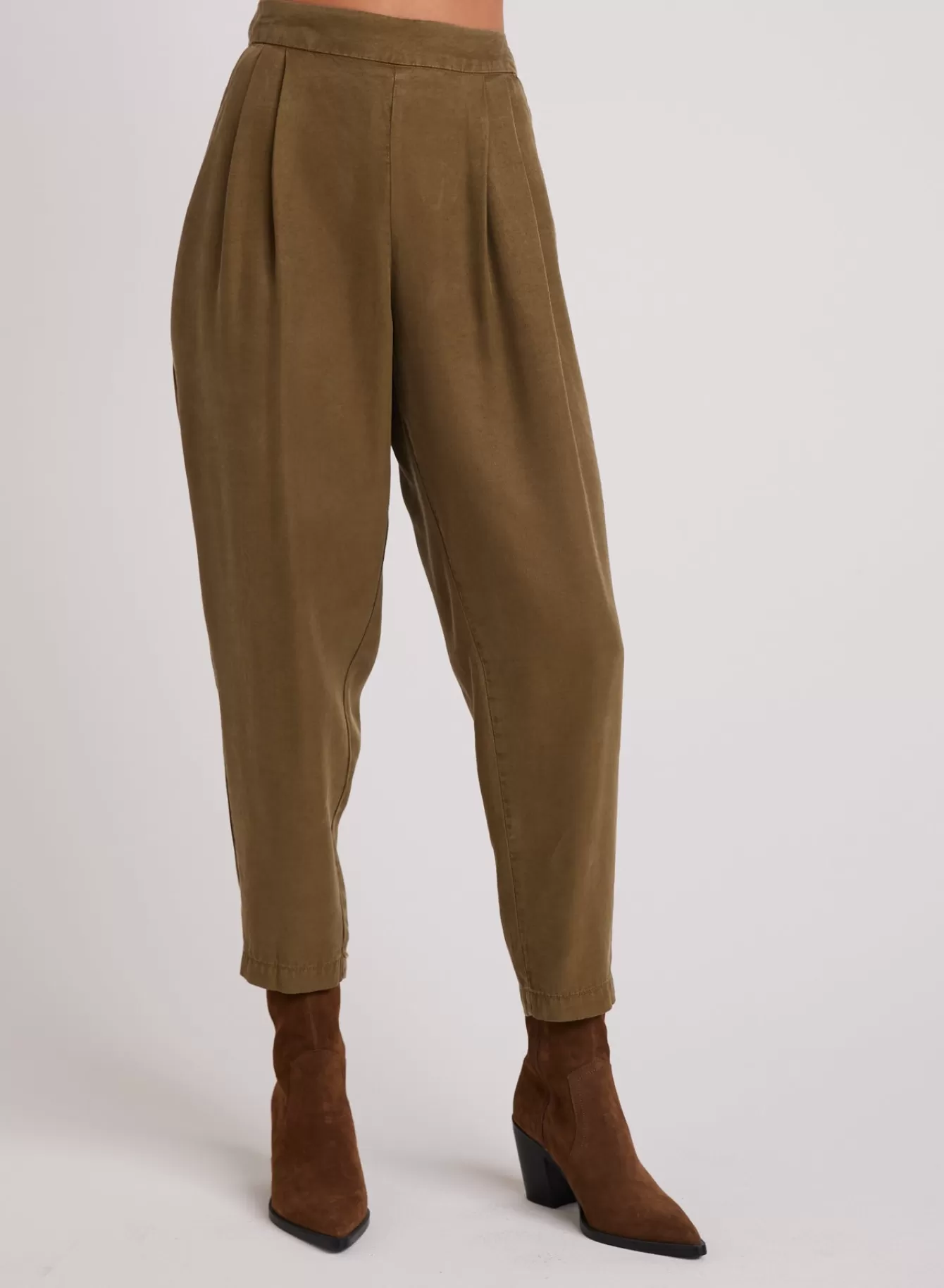 Bella Dahl Pants-Nico Clean Waist Slouchy Trouser - Basil Green