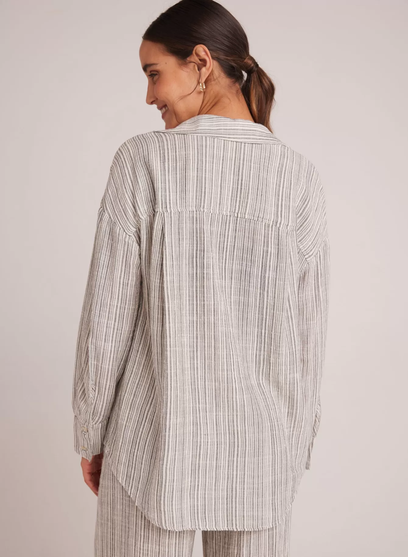 Bella Dahl Long Sleeve-Oversize Pocket  Button Down - Eze Slub Stripe