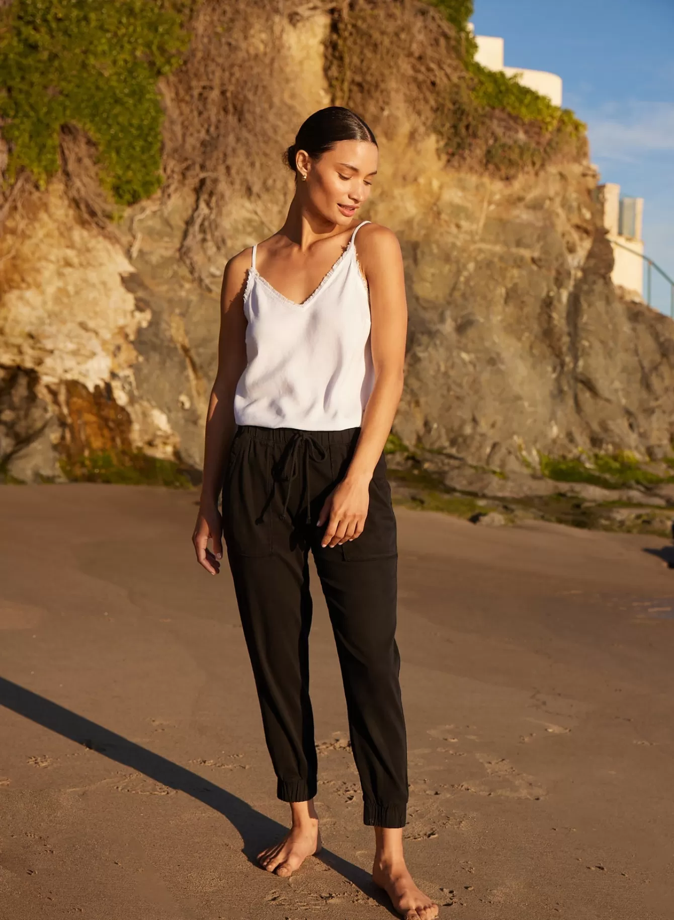 Bella Dahl Joggers-Pocket Jogger - Vintage Black