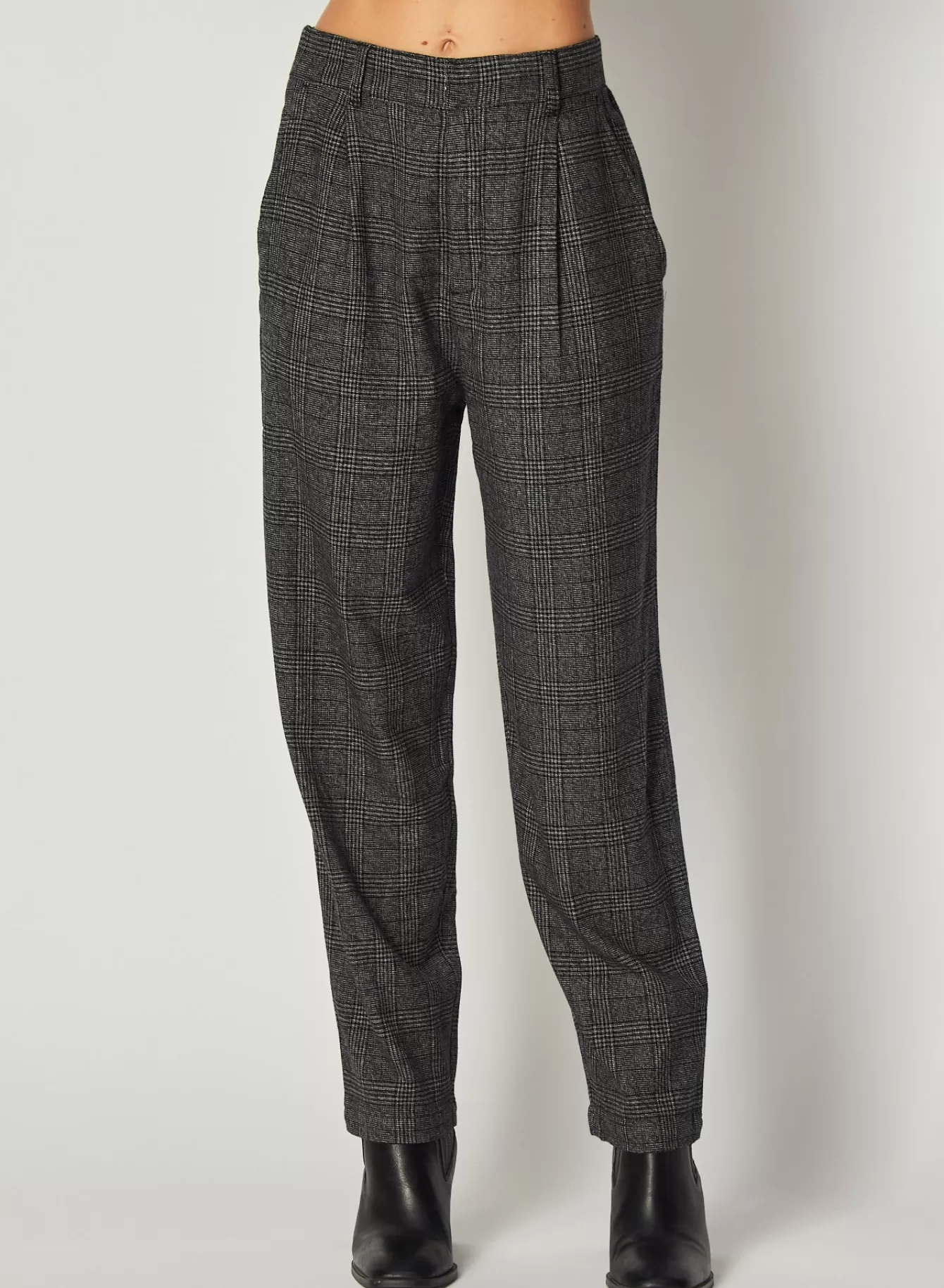 Bella Dahl Pants-Relaxed Pleat Front Trouser - Glencheck Plaid