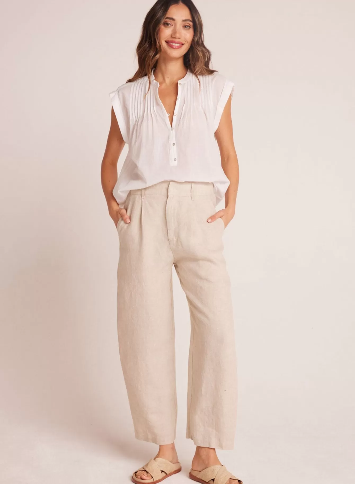 Bella Dahl Pants-Relaxed Pleat Front Trouser - Linen Sand