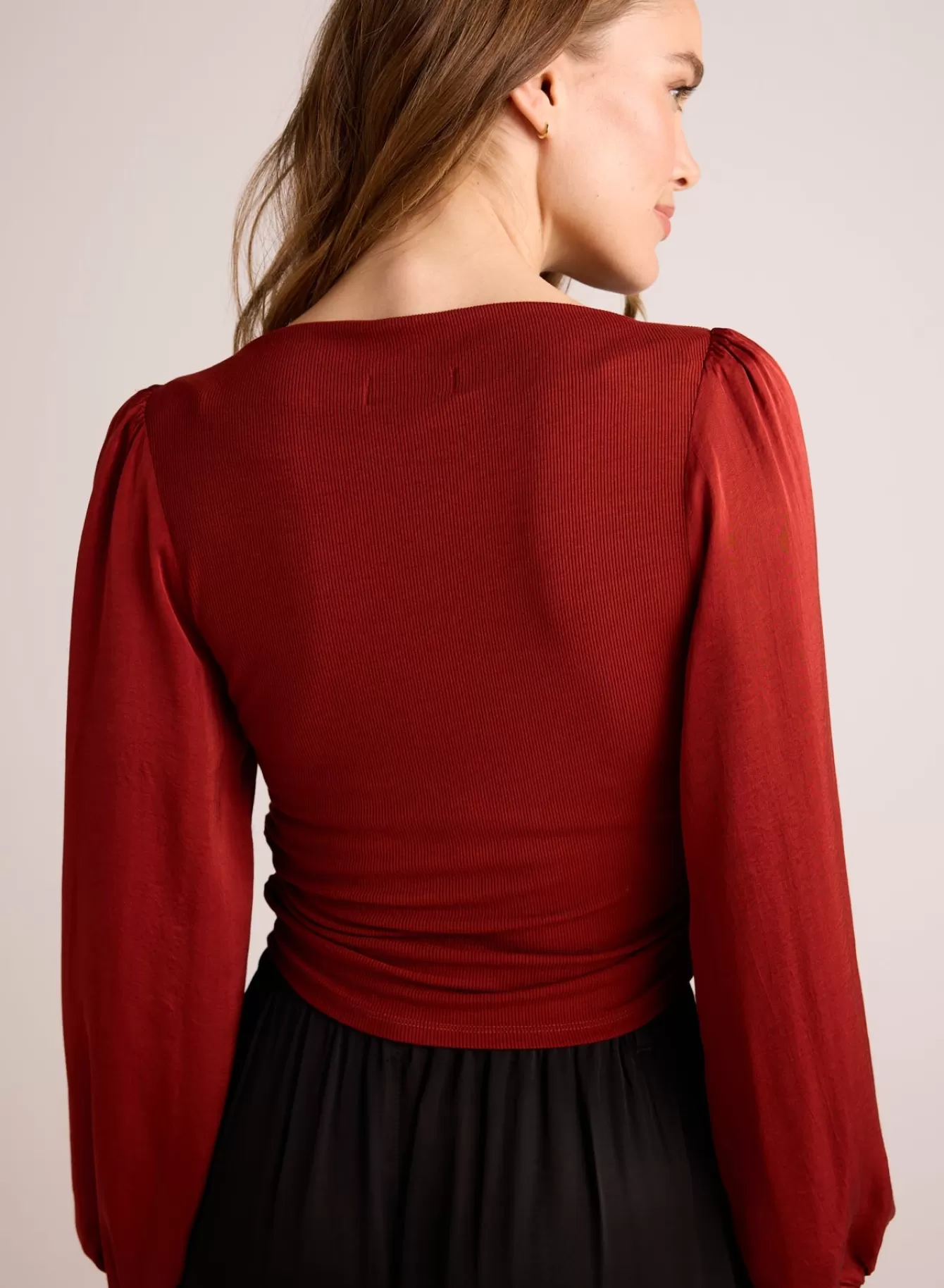 Bella Dahl Long Sleeve-Ruched Waist Flowy Sleeve Top - Rustic Red