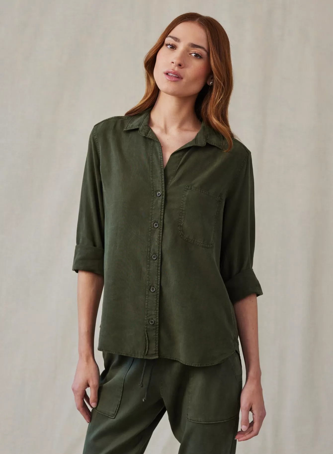 Bella Dahl Essentials Tops-Shirt Tail Button Down - Italian Herb