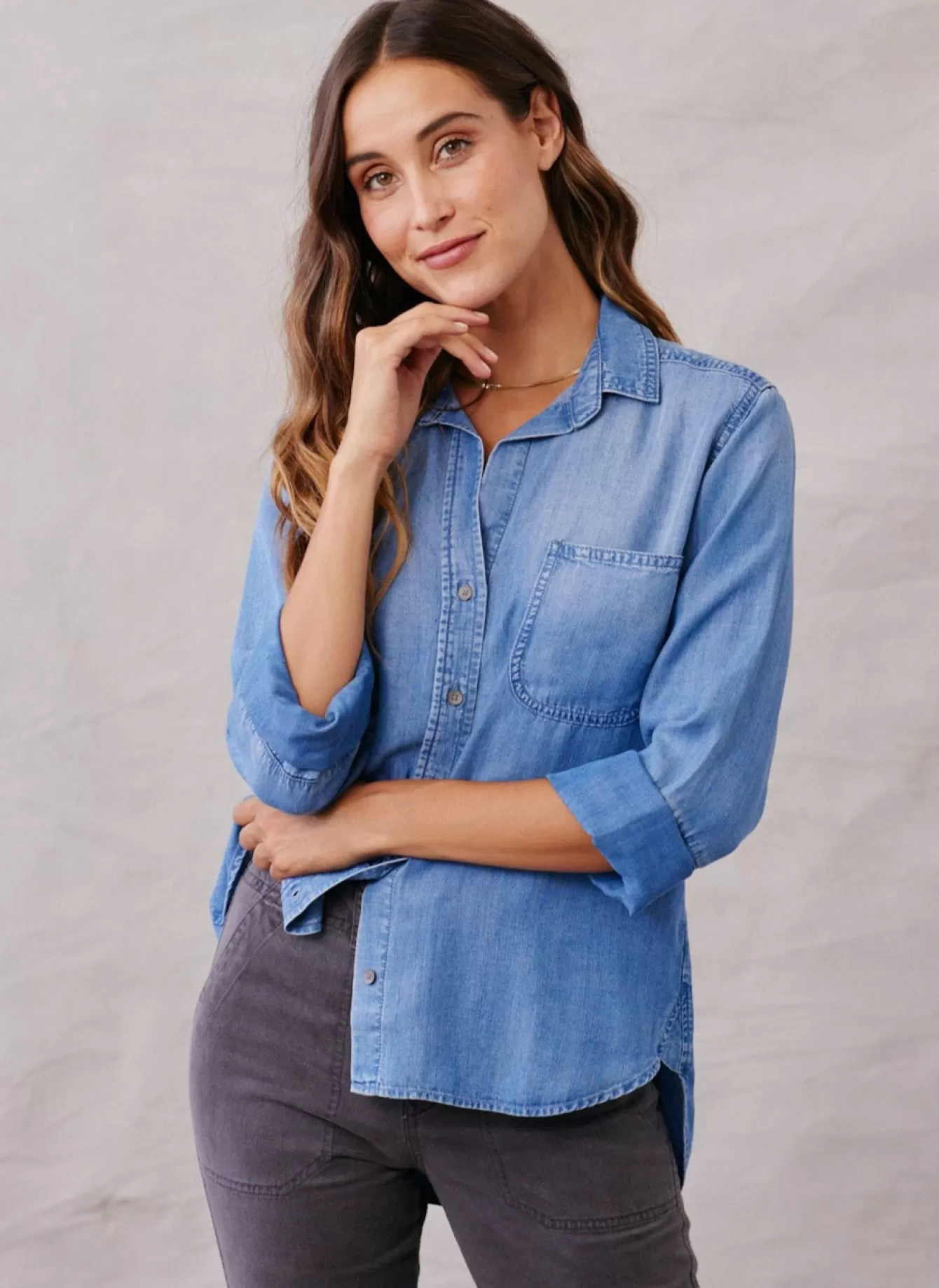 Bella Dahl Essentials Tops-Shirt Tail Button Down - Medium Ombre Wash