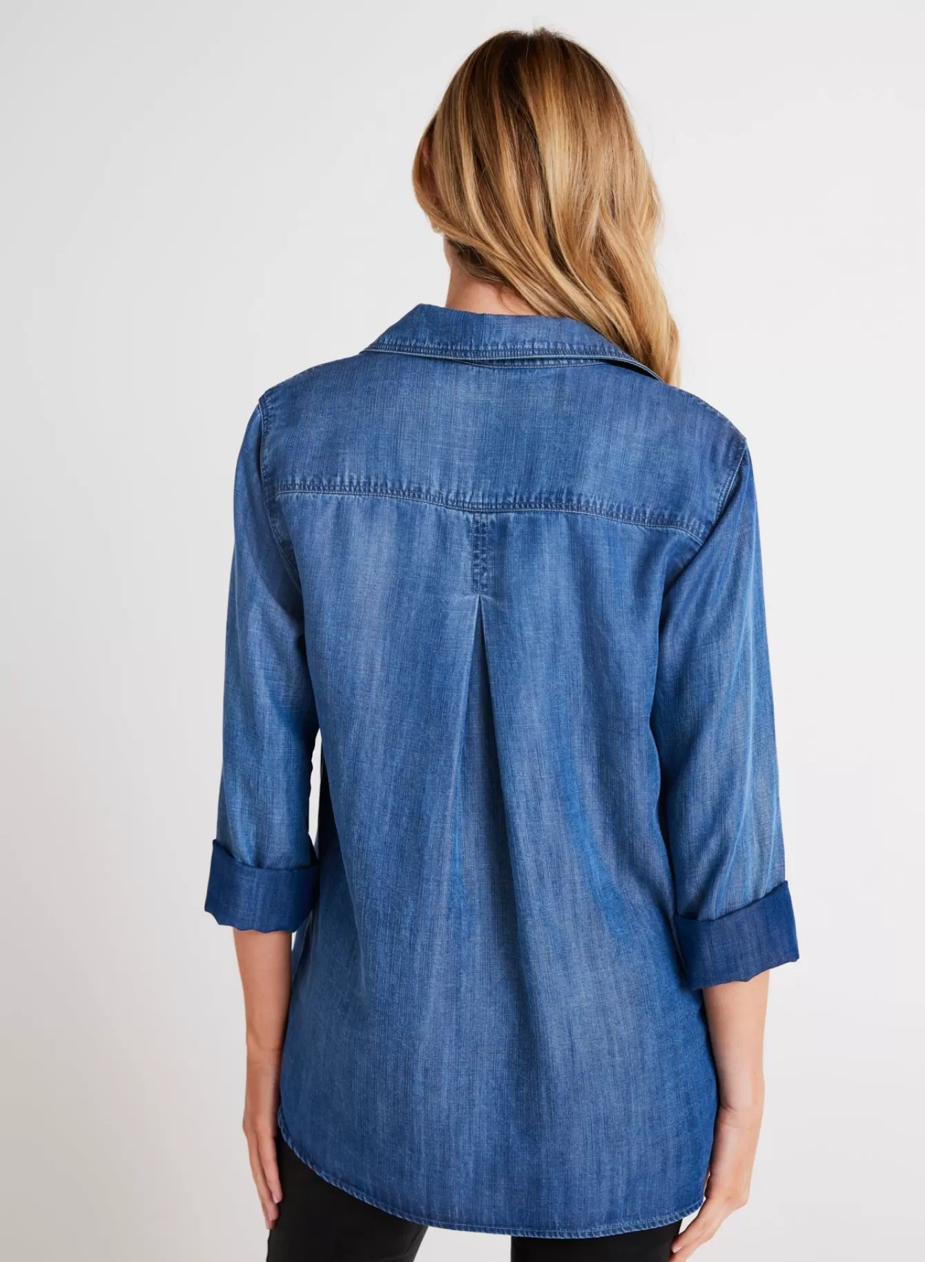 Bella Dahl Essentials Tops-Shirt Tail Button Down - Moonlit Haze Wash