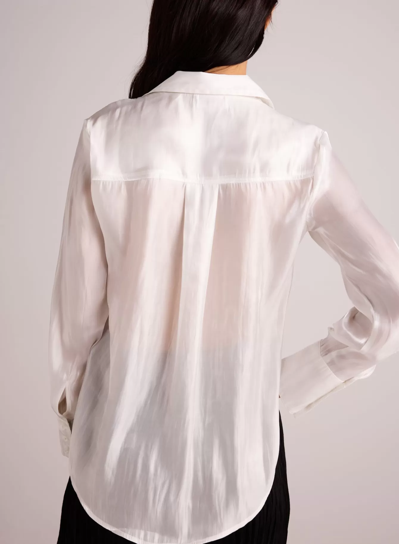 Bella Dahl Long Sleeve-Shirt Tail Button Down - White Shimmer