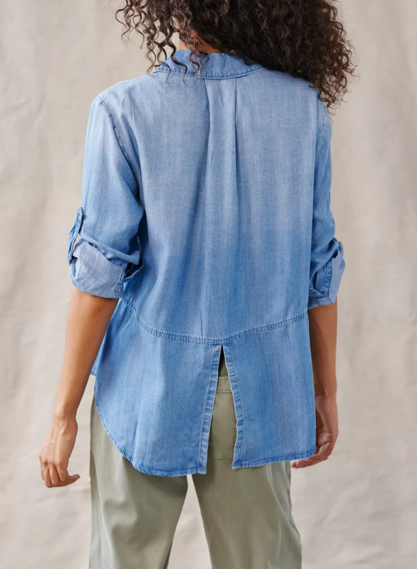 Bella Dahl Essentials Tops-Split Back Button Down - Medium Ombre Wash