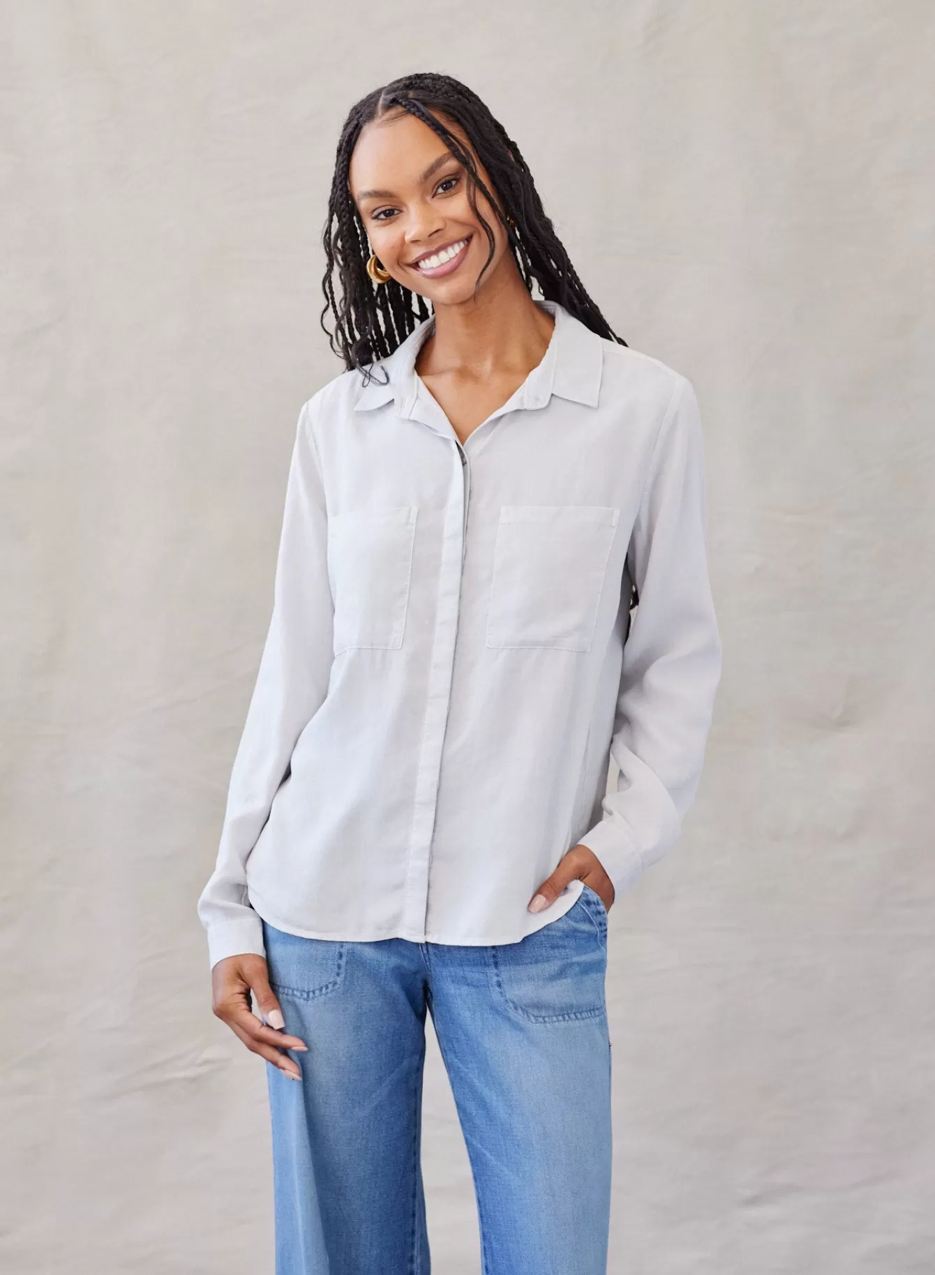 Bella Dahl Essentials Tops-Two Pocket Classic Button Down - Foggy Sky