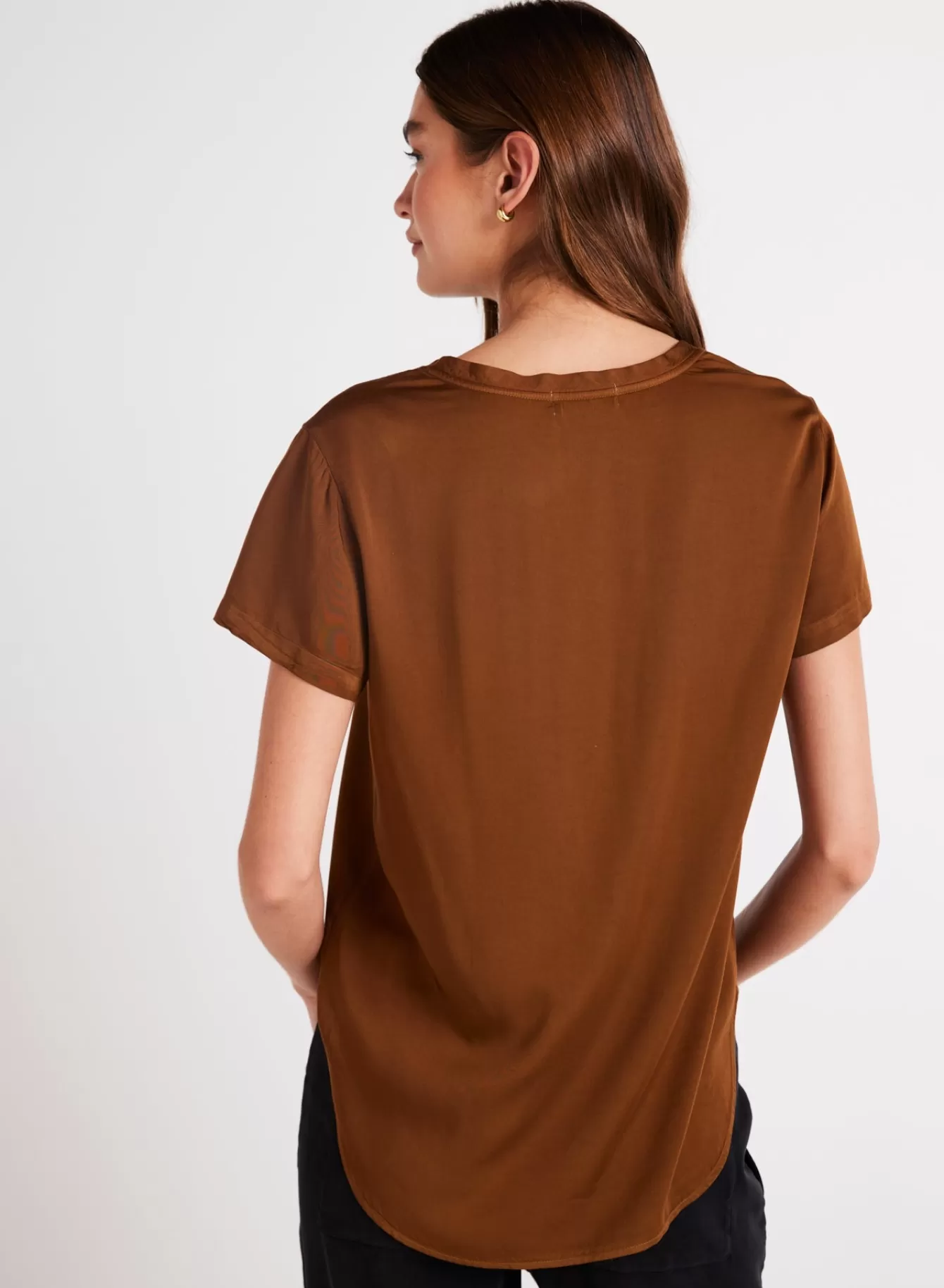 Bella Dahl Seasonal Essentials-V-Neck Tee - Twilight Gold